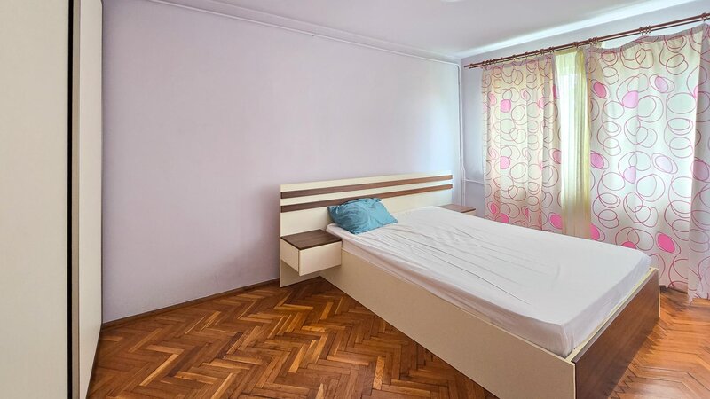 Berceni - str. Podarului - Obregia Apartament 3 camere decomandat